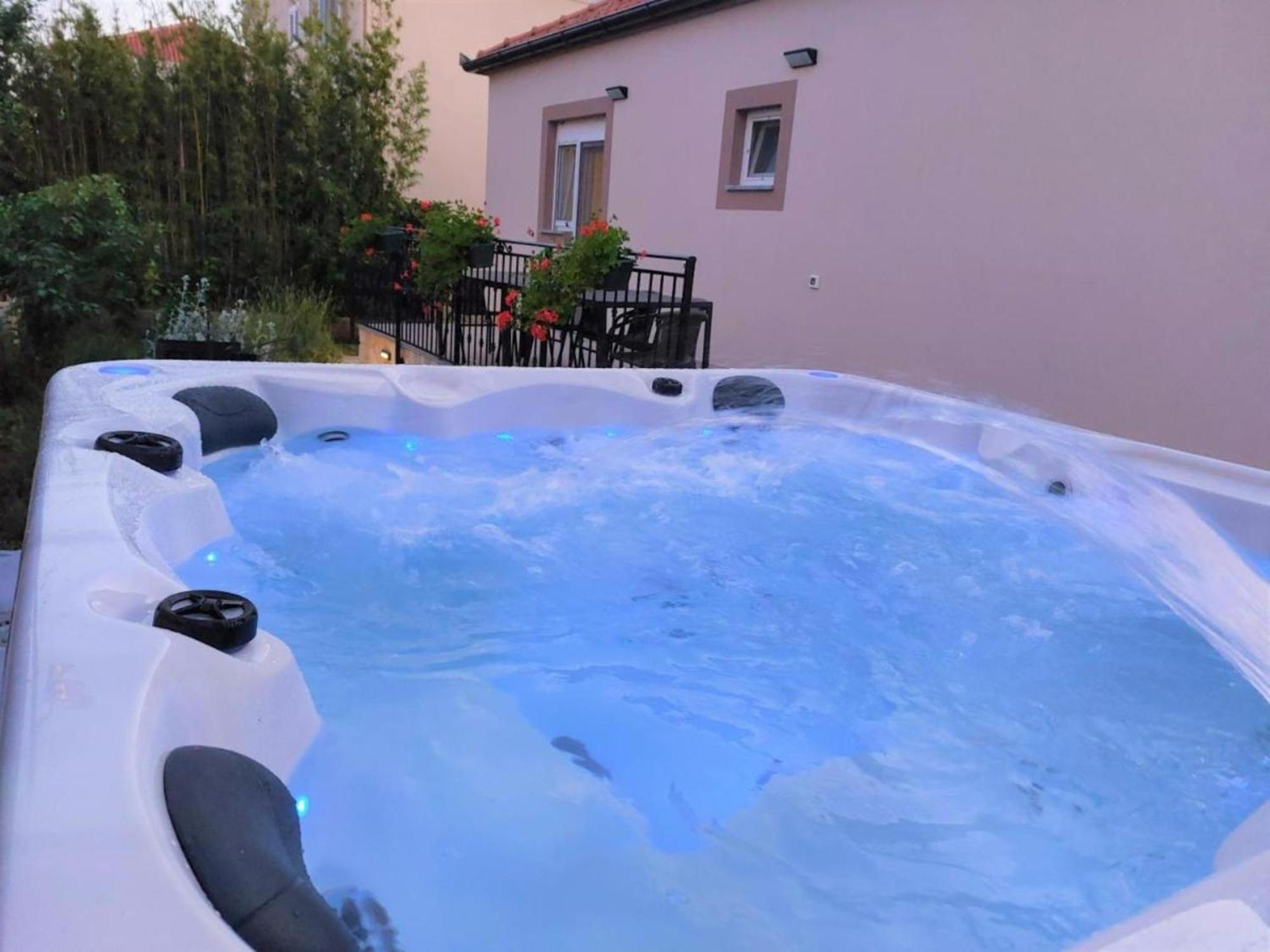 Mihael House Ferienhaus Zadar